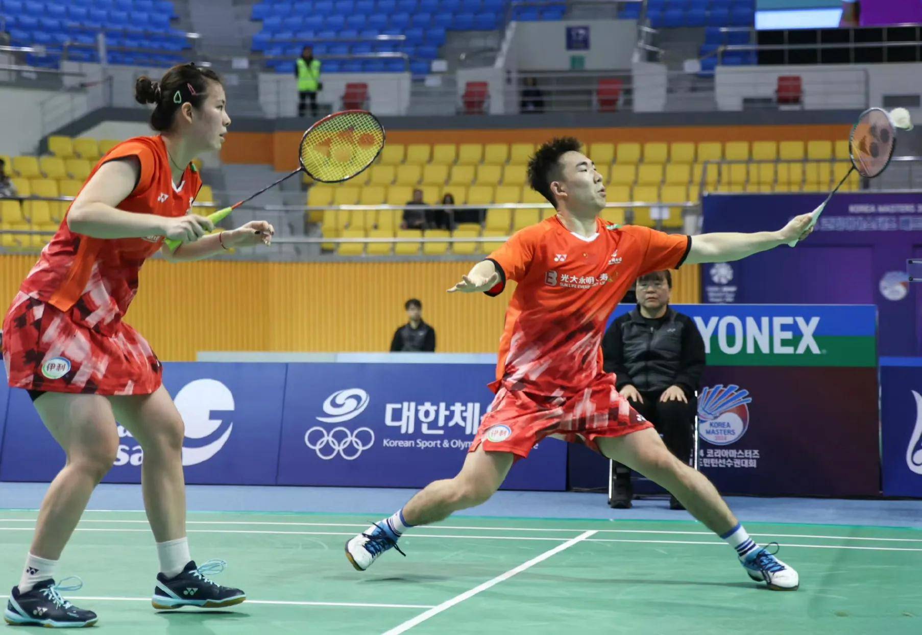 k8凯发娱乐凯发足球官网-羽毛球女子双打比赛，日本组合夺冠